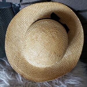 Chic Straw Sun Hat with Black Bow